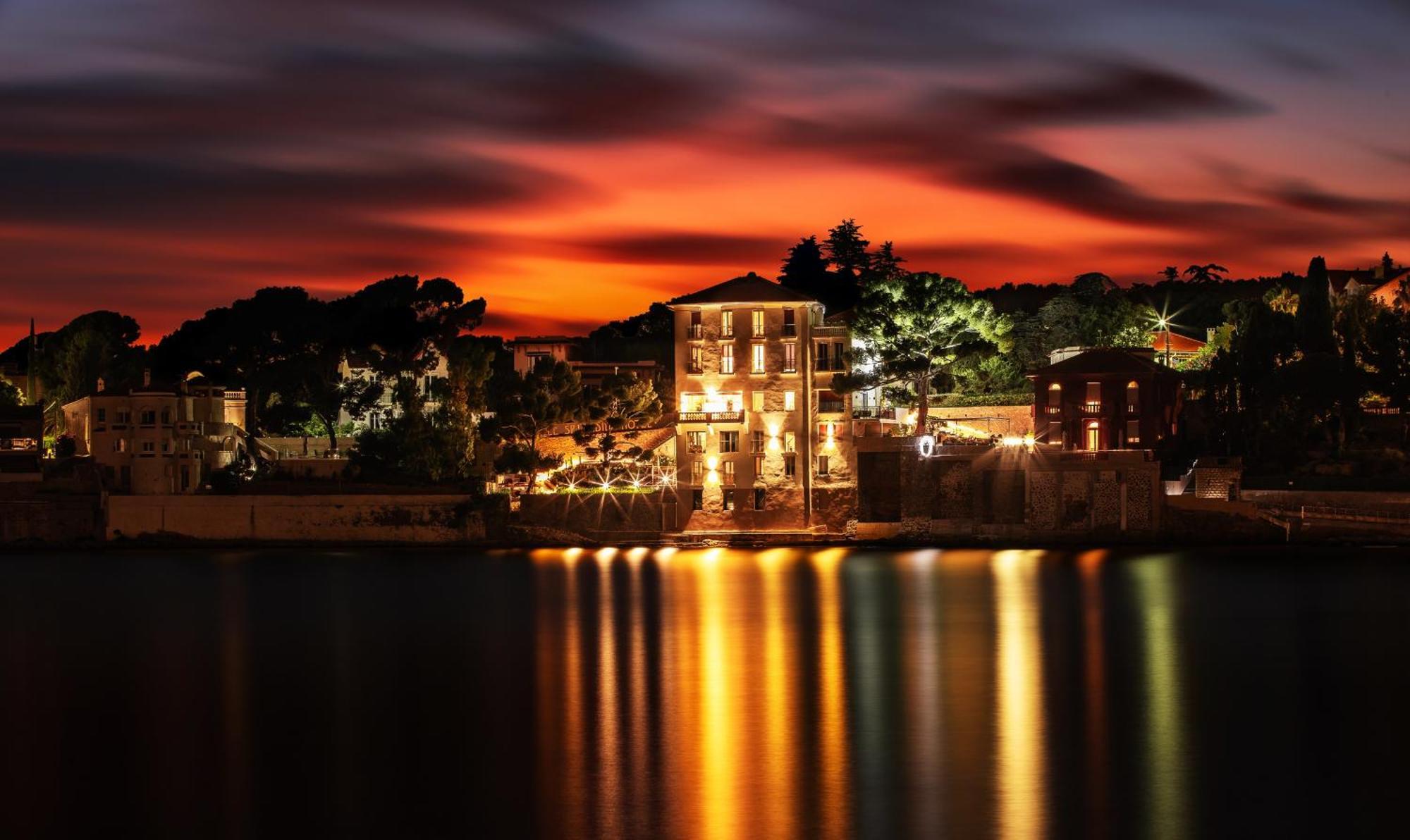 Splendid & Bandol